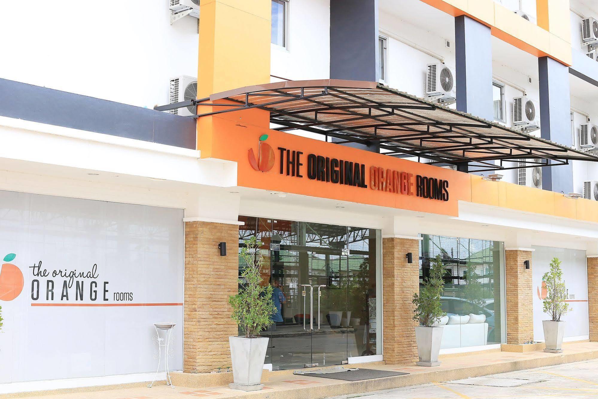 The Original Orange Hotel Накхон Си Тамарат Екстериор снимка